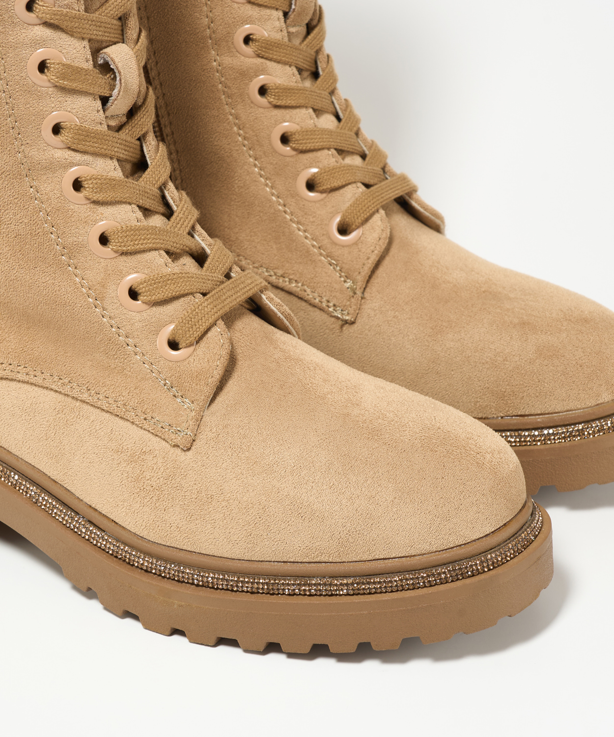 Bot&iacute;n cordones brillo image number null